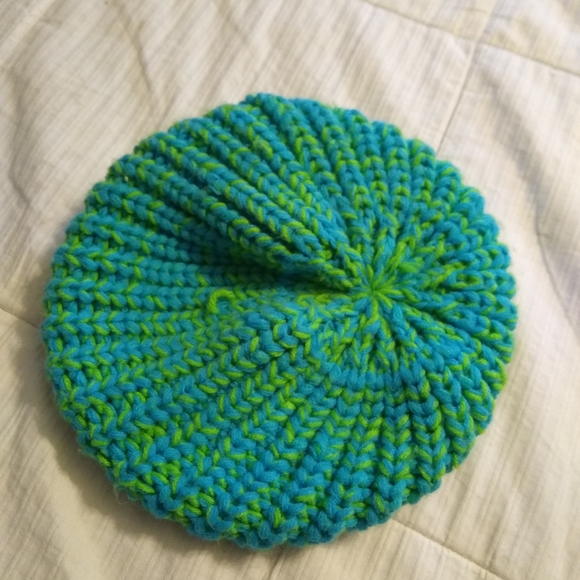 Knit Hat - Picture 4 of 4